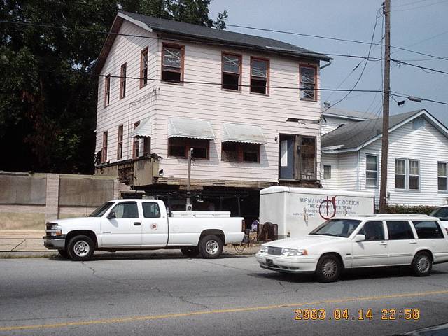 CHARLESTION MON. 002