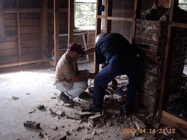 CHARLESTION MON. 011